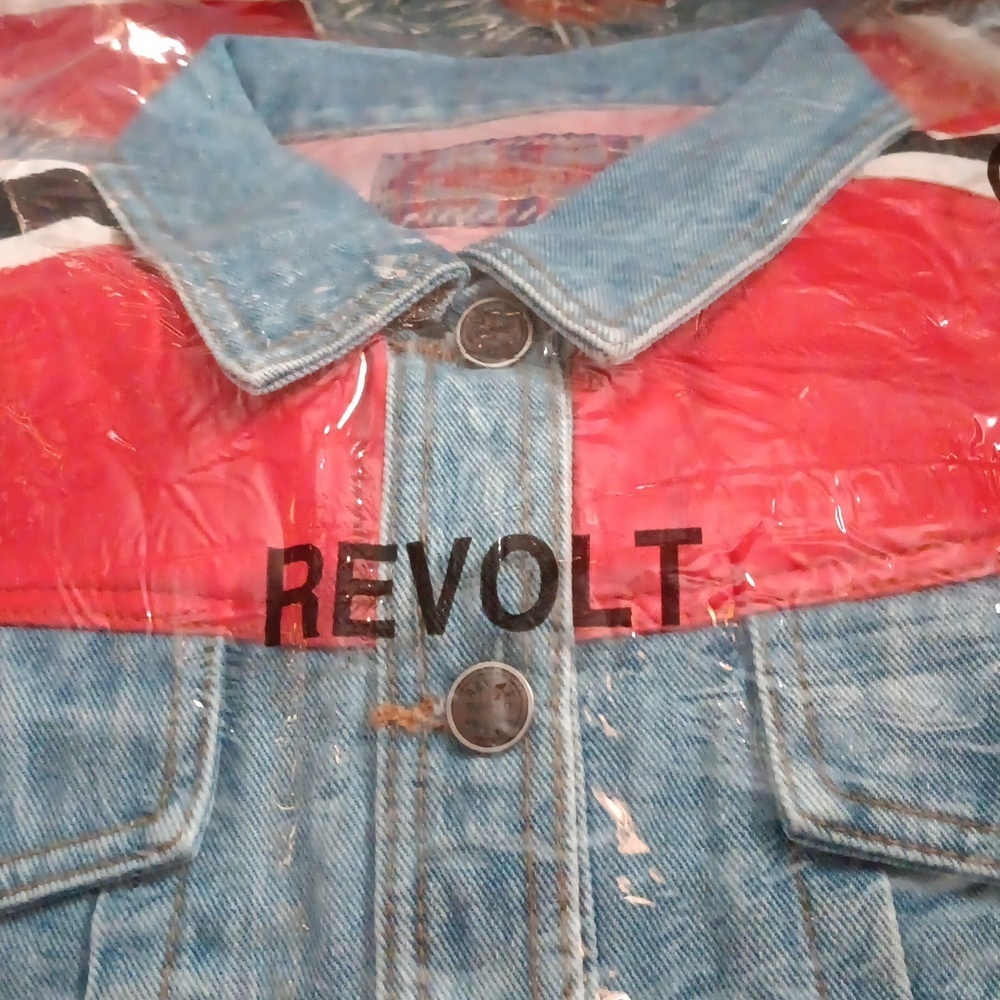 Revolt jean jacket denim and faux red leather women’s NWT  size M - Picture 6 of 9